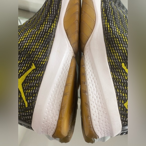 Nike Air Jordan B.Fly Black Yellow Grey Basketball Trainers 881444 014 Size 10.5 - Picture 11 of 16